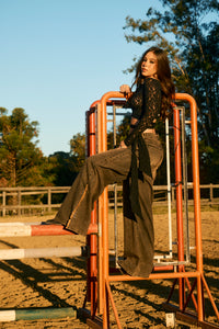 Calça Jeans Alfinetes Marrom