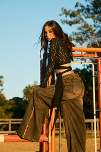 Calça Jeans Alfinetes Marrom