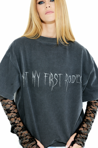 Camiseta Not My First Rodeo