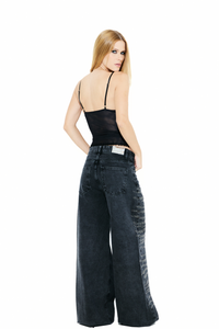Blusa Tule Bordada Preto