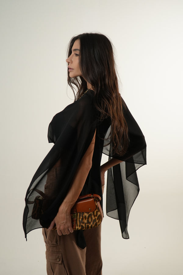 Blusa Capa Curta