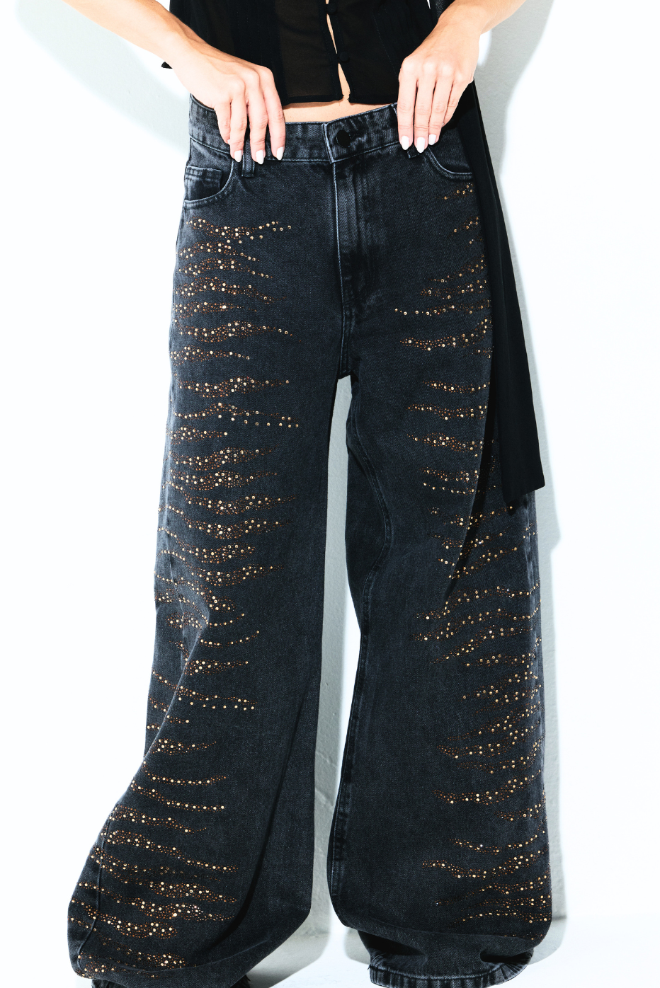 Calça Jeans Wild Black Strass Dourado