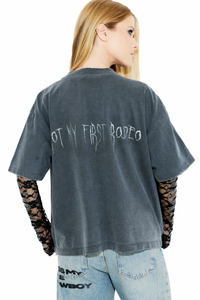 Camiseta Not My First Rodeo
