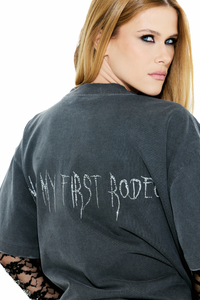 Camiseta Not My First Rodeo