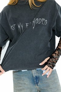 Camiseta Not My First Rodeo