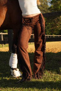 PRÉ-VENDA Calça Suede Franjas