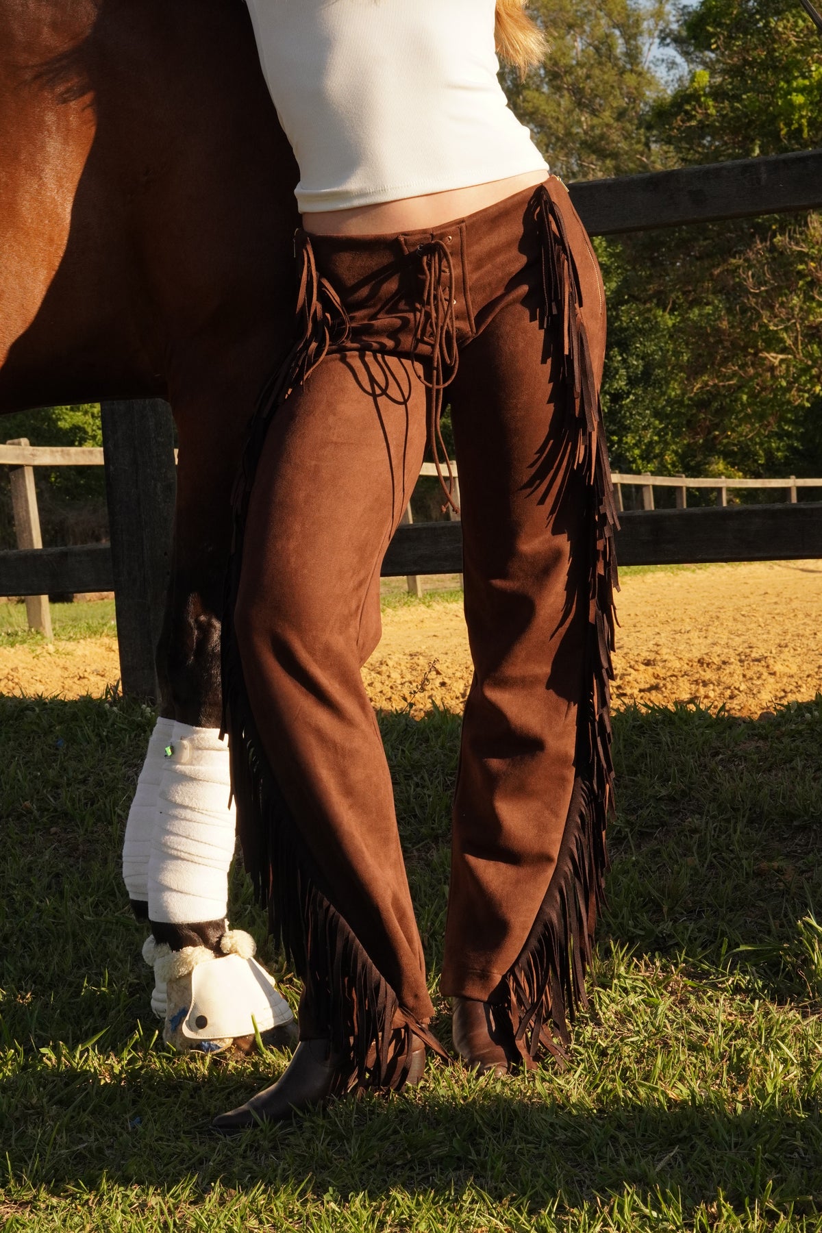 PRÉ-VENDA Calça Suede Franjas