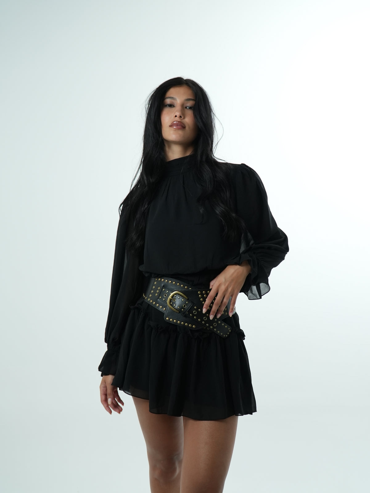 Vestido Babados Decote Costas