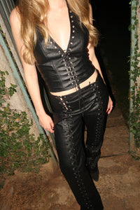 PRÉ-VENDA Corset Couro Ilhós