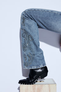 Calça Jeans Tachas
